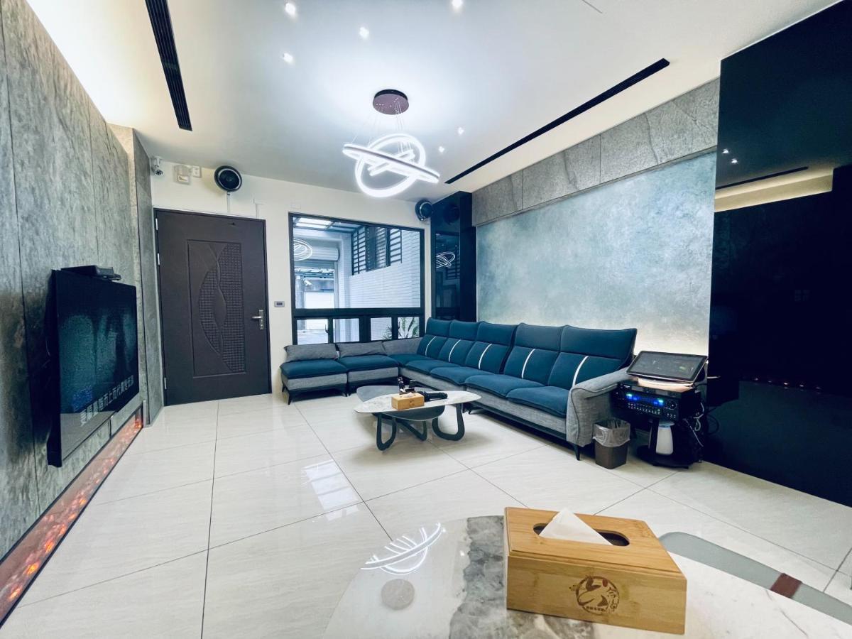 Six Seasons Inn - Qian He Tainan Extérieur photo